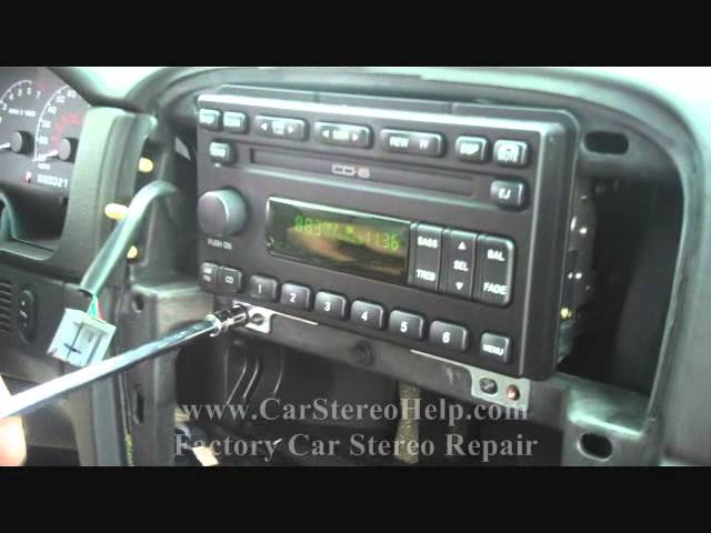 2002 Ford Visiter CD-Fehler